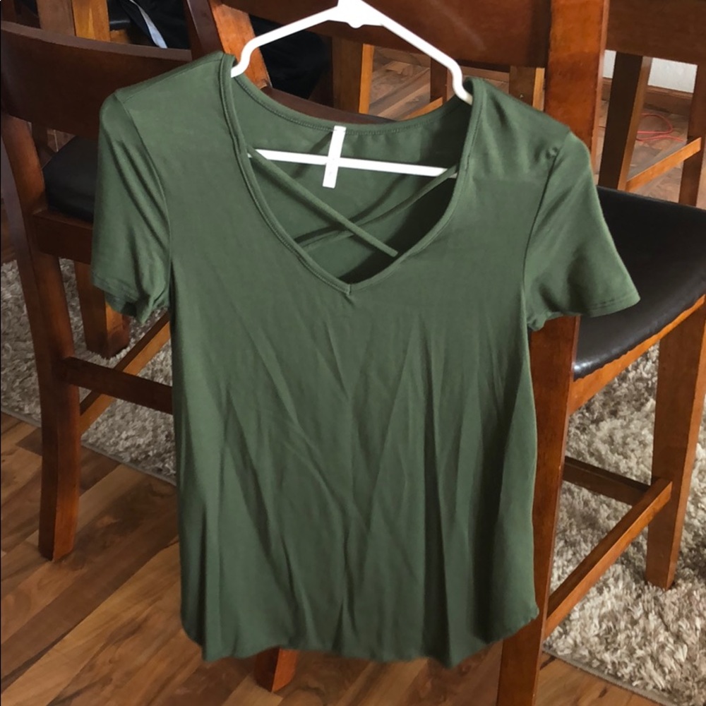 Kriss cross shirt